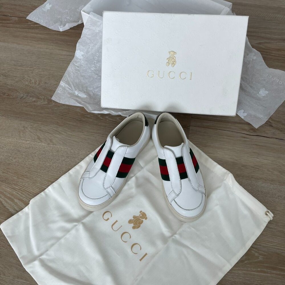 Gucci Kids White Sneakers with Red and Green Stripes